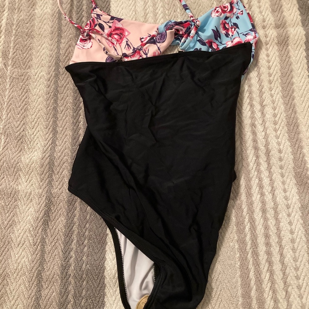 Beachissi one piece
